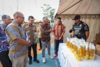 Penjabat Wali Kota Bandung, Bambang Tirtoyuliono, pelaksanaan Pasar Murah ini untuk memberikan kesempatan kepada masyarakat memperoleh kebutuhan pokok dengan harga terjangkau.
