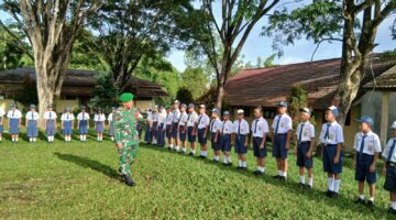Latihan PBB Bersama Babinsa, Cara Sederhana Bangun Karakter Pelajar di STTU Julu