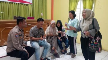 Sambangi Warga, Polres Tebingtinggi Sampaikan Pesan Kamtibmas dan Informasikan Gerakan Pangan Murah