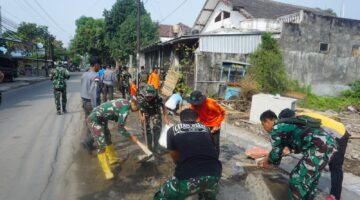 Perbaikan Saluran Air Terus Dikebut, Pasiops Satgas TMMD Reguler Ke-125 Kodim 0735/Surakarta Optimis Sasaran Selesai Tepat Waktu
