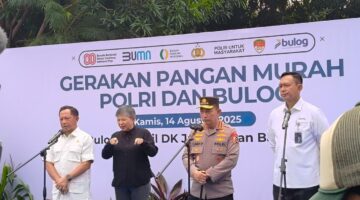 Kapolri dan Mendagri Tinjau Gerakan Pangan Murah di Gudang Bulog Kelapa Gading