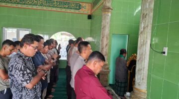 Polres Sergai Shalat Ghaib Doakan Almarhum Kurniawan Driver Ojol
