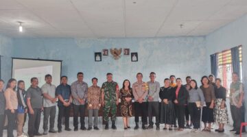 Sertu S. Boangmanalu Wakili Danramil dalam Rapat Persiapan Natal Oikumene Salak