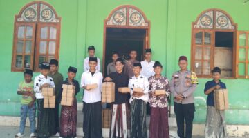 Bukan Razia, Tapi Berkah! Polisi Tulang Bawang Datangi Ponndok pesantren Bawa Nasi Kotak*