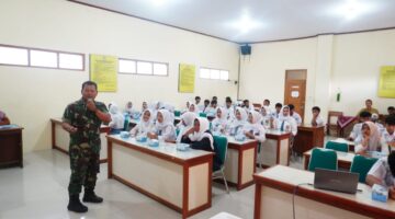 Satgas TMMD Boyolali Tanamkan Semangat Bela Negara dan Wawasan Kebangsaan di Kalangan Pelajar SMA Ampel