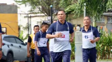 Personel Polres Pelabuhan Belawan Laksanakan Tes Kesamaptaan Jasmani dan Ujian Beladiri Polri Berkala Semester II Tahun 2025
