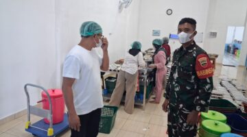 Babinsa Koramil 06/MB Sertu Juni Rohman Melakukan Peninjauan Dapur MBG