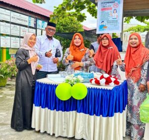 Dewan Guru MIN 3 Nagan Raya Menerima Tamu kehadiran Khanduri Maulid Nabi Muhammad SAW