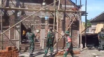 Juhari Bantu Renovasi Rumah Warga, Ajak Masyarakat Lestarikan Budaya Gotong Royong
