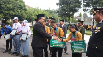 Sumpah Pemuda Blora : Pemkab Blora Hadiahi Atlet dan Pemuda Inspiratif