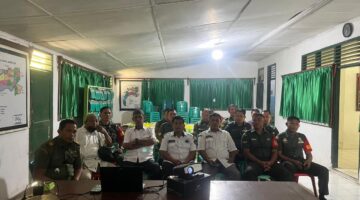 Koramil 13/AN dan Para Kepala Desa Ikuti Rakor Penguatan Pembinaan Penyelenggaraan Pemerintahan Desa Secara Hybrid