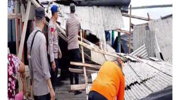 Polres Tulang Bawang Respons Cepat Bencana Puting Beliung di Rawajitu Timur