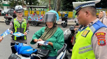 Satlantas Polres Tebingtinggi Gelar Binluh Dan Dikmas Lantas, Bagikan Brosur Pemutihan Pajak Kendaraan
