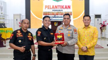 Pelantikan Ormas Senkom Mitra Polri Periode 2025 – 2030, Wakapolres : Mari Bekerja Sama Tingkatkan Keamanan & Kondusifitas Di Sergai