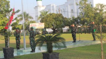 Pupuk Jiwa Patriotisme Kasdim 0116/Nagan Raya Pimpin Upacara Mingguan