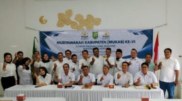 Terpilih Secara Aklamasi, Bahran Kembali Nahkodai Kadin Madina