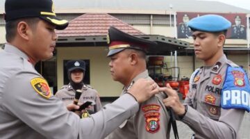 Kapolres Pelabuhan Tanjung Priok, AKBP Aris Wibowo, S.I.K., M.H., Pimpin Upacara Kenaikan Pangkat