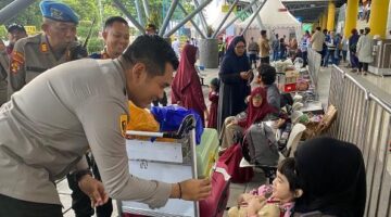 Pengamanan Humanis Embarkasi KM Kelud di Tanjung Priok Berjalan Aman dan Tertib