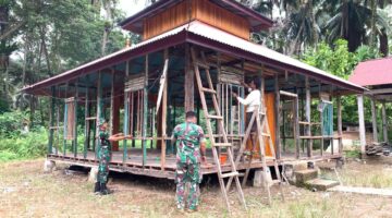 TMMD Ke 128 Kodim/Padang Pariaman Renovasi Mushola Jambu Putiah Batu Gadang