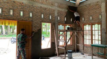 TMMD Ke 128 Kodim 0308/Padang Pariaman Renovasi Mushola Al- Mukmin 