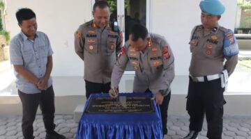 Kapolres Sergai Tanda Tangani Prasasti Musholah Al-Jabbar Polsek Sei Rampah