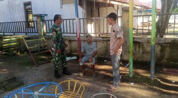 Babinsa Tadu Raya Perkokoh Kemanunggalan TNI dengan Masyarakat di Desa Cot Mee