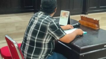 Kursi Kosong di Ruang Sidang: Kades Lawe Kolok dan Peranginan Absen, Sengketa Dana Desa Bergulir di KIA