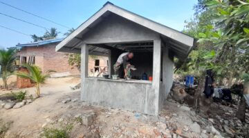 Tingkatkan Keamanan Desa,TMMD 128 Kodim 0203/Langkat Membangun Poskamling