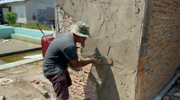 Satgas Bersama Warga Kebut Pembangunan Dua MCK Milik Pak Wahyudi 