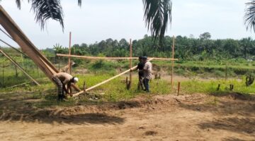 Pembangunan Jembatan Gantung Desa Tualang Dimulai, Fokus Awal Perangkaian Besi