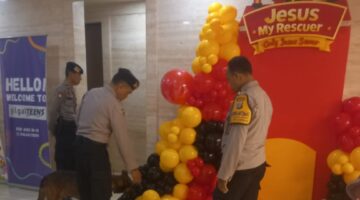 Polsek Metro Penjaringan Sterilisasi Gereja GBI Gilgal Center, Pastikan Keamanan Ibadah Kamis Putih dengan Maksimal
