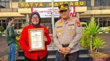 Nena Muniroh Ketua OKK DPD IWOI Kota Bekasi Sampaikan Terimakasih Kepada Kapolres Cilegon Yang Sudah Memberikan Penghargaan Publikasi Informasi