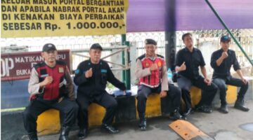 Polsubsektor Pluit Gelar Patroli Dialogis, Perkuat Sinergi Warga Jaga Lingkungan Tetap Kondusif