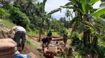 Memasuki Hari Ke 5 TMMD Ke 128, TNI AD Bersama Warga Gotong Penuh Semangat Membangunan RTLH