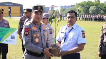 Polda Riau Gelar Apel Penyerahan Kartu BPJS Ketenagakerjaan bagi PPPK dan PHL
