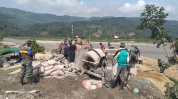 Pembangunan Jembatan Gantung Perintis Permudah Akses Pendidikan dan Ekonomi Warga Progres 19,5 Persen