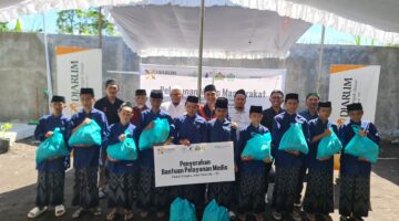 Antusias,…!!! 537 Warga Petahunan Ikuti Baksos Djarum Foundation dan YBSI Ke-91 di Ponpes Darun Najah Lumajang 