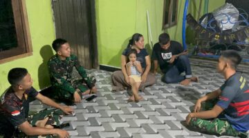 Ngobrol Bersama Ibu Asuh,Satgas TMMD 128 Kodim 0203/Langkat Eratkan Kebersamaan