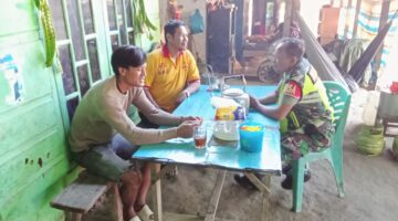 Komsos Dengan Warga, Desa Binaan Babinsa Koramil juga Rutin Pantau Wilayah