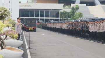 Polda Metro Jaya Kerahkan 6.678 Personel, Pelayanan Humanis Kawal Aksi May Day di DPR/MPR