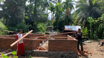Gotong Royong Bersama Membangun Nagari, Satgas TMMD Ke-128 Tahun 2026 Kebut Pembangunan RTLH Milik Ibuk Kamar