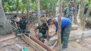Danramil 03/Dewantara Pimpin Langsung Pembangunan Balai Yayasan Miftahul Jannah