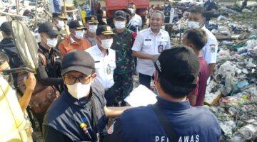 Penanganan Sampah di Penjaringan Diperketat, Aparat Gabungan Lakukan Pengamanan dan Pembersihan Lokasi di Pejagalan