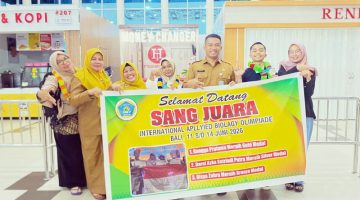 Rumah Ilmu Yang Menghangatkan: SMAN 8 Pekanbaru Buktikan Guru Yang Terus Belajar Lahirkan Generasi Emas