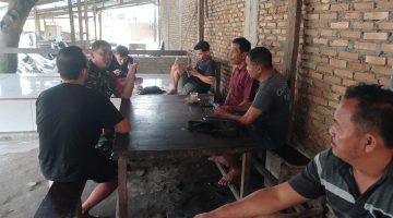 Babinsa Koramil 0201-14/PB Hari Libur Silahturahmi dan Berbincang Santai dengan Warga Binaan