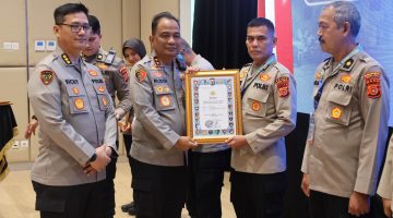 Polres Aceh Timur meraih Dua Penghargaan pada Rakernis SDM Polda Aceh*