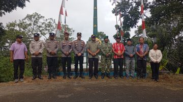 Polsek Kutabuluh Hadiri Peletakan Karangan Bunga di Tugu Perjuangan Sambut HUT RI ke-81