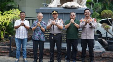 Kapolres Metro Jakarta Utara Sambangi Gereja St. Yakobus di Kelapa Gading, Perkuat Toleransi dan Keamanan Wilayah