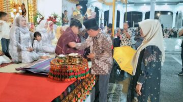 Berlangsung Khidmat dan Penuh Kekeluargaan, Tepung Tawar Fajar Muhammad Al Kahfi Digelar di Pendopo Bupati Aceh Tenggara