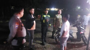 Peran Aktif Babinsa Bersama TNI-Polri dan Satpol PP Gelar Patroli Malam, Wujudkan Lingkungan Aman dan Tertib